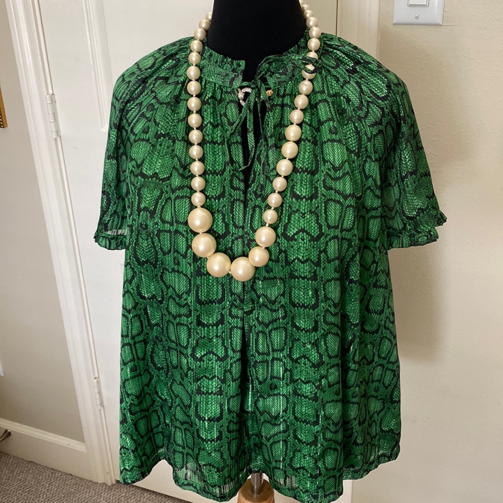 Brilliant green sheer lined top by Birgitte Herskind🌿